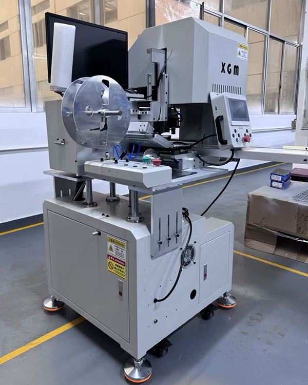 自动贴辅料机（皮带款）